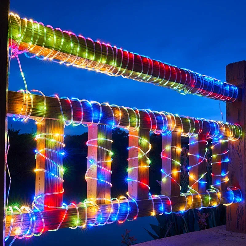 Ilumine seu jardim e festas com a Luz de Fita LED Solar