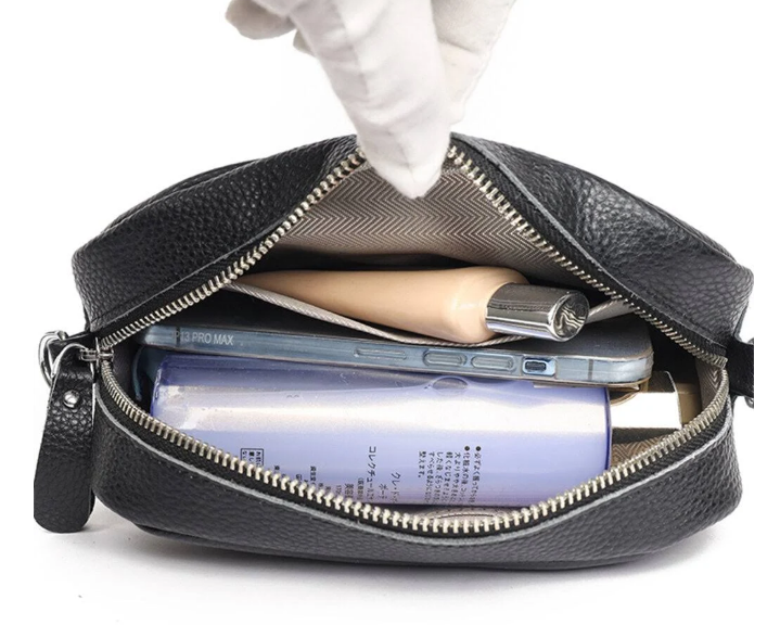 Bolsa de Ombro Delux - Elegância e Praticidade