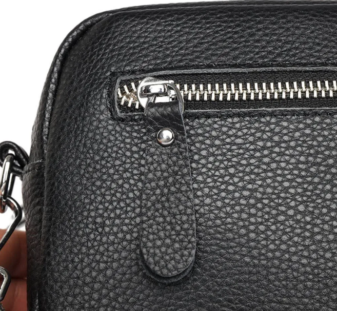 Bolsa de Ombro Delux - Elegância e Praticidade