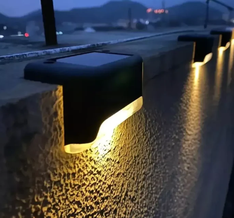 Luminária Externa de Led Solar À Porva D'água Para Muro, Escada, Cercas